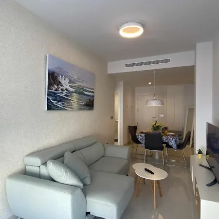 Impresionante Piso En El Centro De Torrevieja